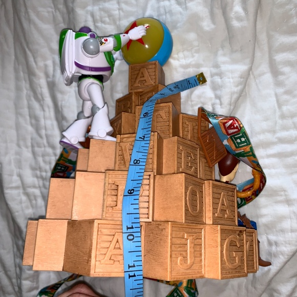 Pixar Toy Story Woody & Buzz Popcorn Bucket - Collector’s Edition - Picture 7 of 9